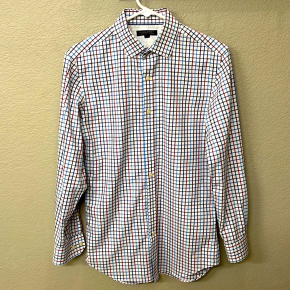 Banana Republic Other - Banana Republic non-iron dress shirt. Size small.
